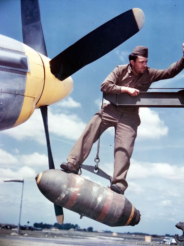 Todas las fotos a Color de la Segunda Guerra Mundial