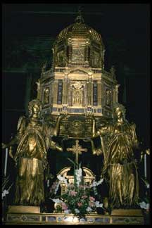 Gold Sculpture, Santa Maria Maggiore
