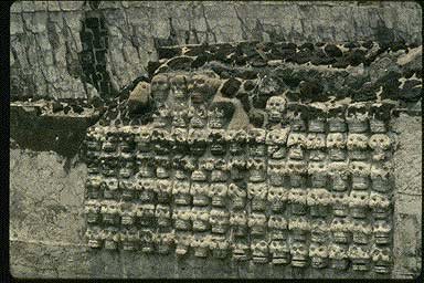wall of skulls templo mayor