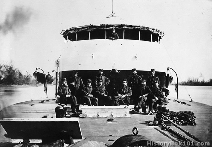 Crew of Monitor Sangus