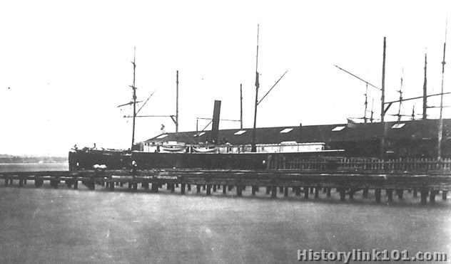 USS Thomas Scott at dock