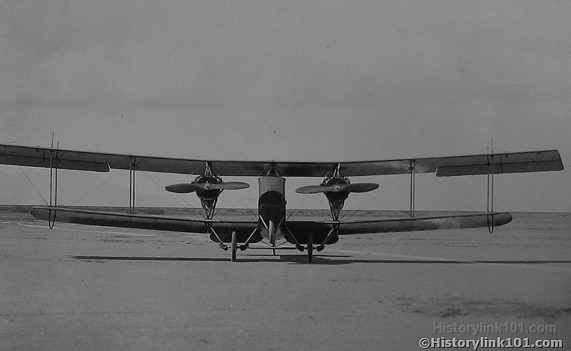 Curtiss Double propeller tractor biplane