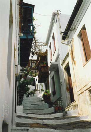 skopelos alley with steps