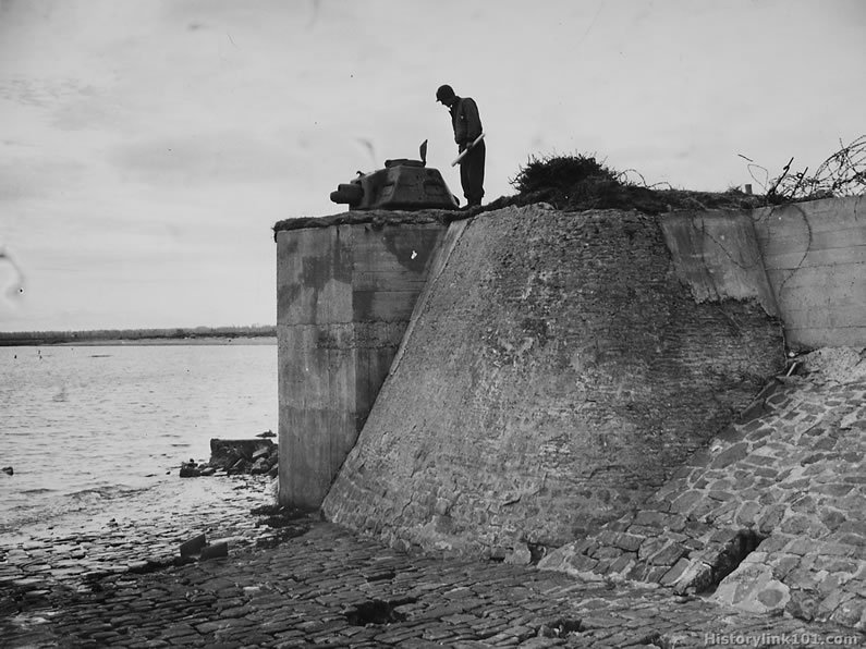 Royalty Free Picture of D-Day,  Invasion of Nomandy France