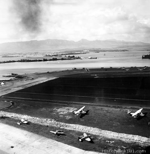Royalty Free Picture of Attack on Pearl Harbor