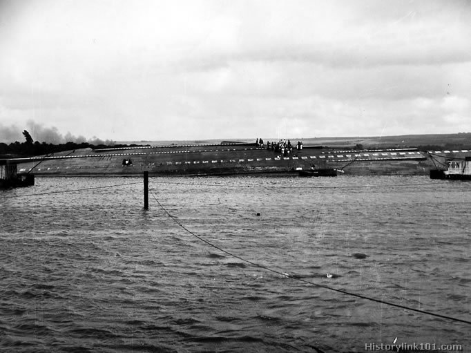 Royalty Free Picture of Attack on Pearl Harbor